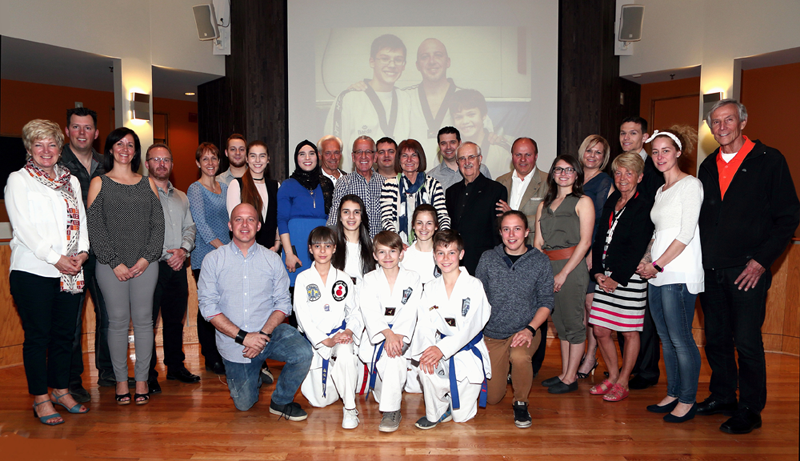 Le Club taekwondo Repentigny est reçu à l’hôtel de ville de Repentigny